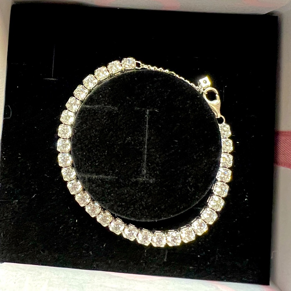 BNIB Authentic Pandora Sterling Silver Sparkling Bold Tennis Bracelet - Size 6.3